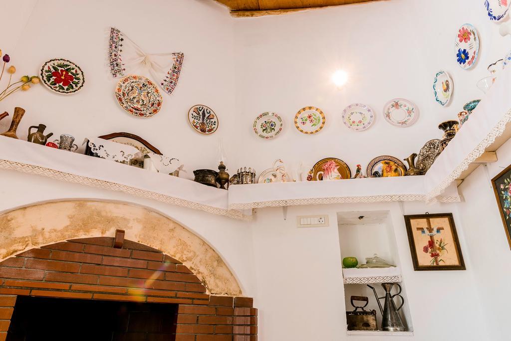 Kamariko Traditional House Афанту Стая снимка